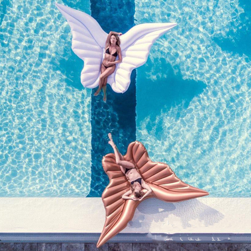 Colchoneta hinchable con alas de ángel gigantes para piscina
